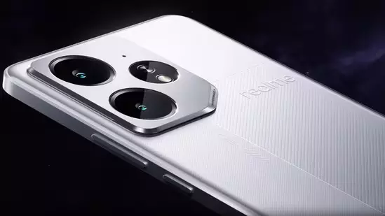 1383546-realme