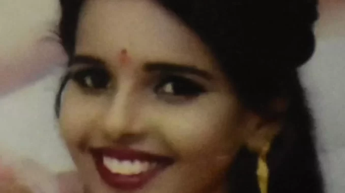 1391528-bhagayshri-lade